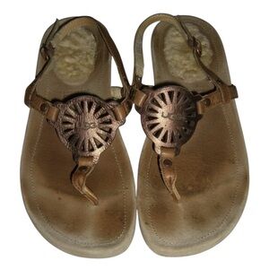 Ugg Sandals Thong Tan Logo Festival Summer Beachy Casual Luxe y2k Coastal Boho 8